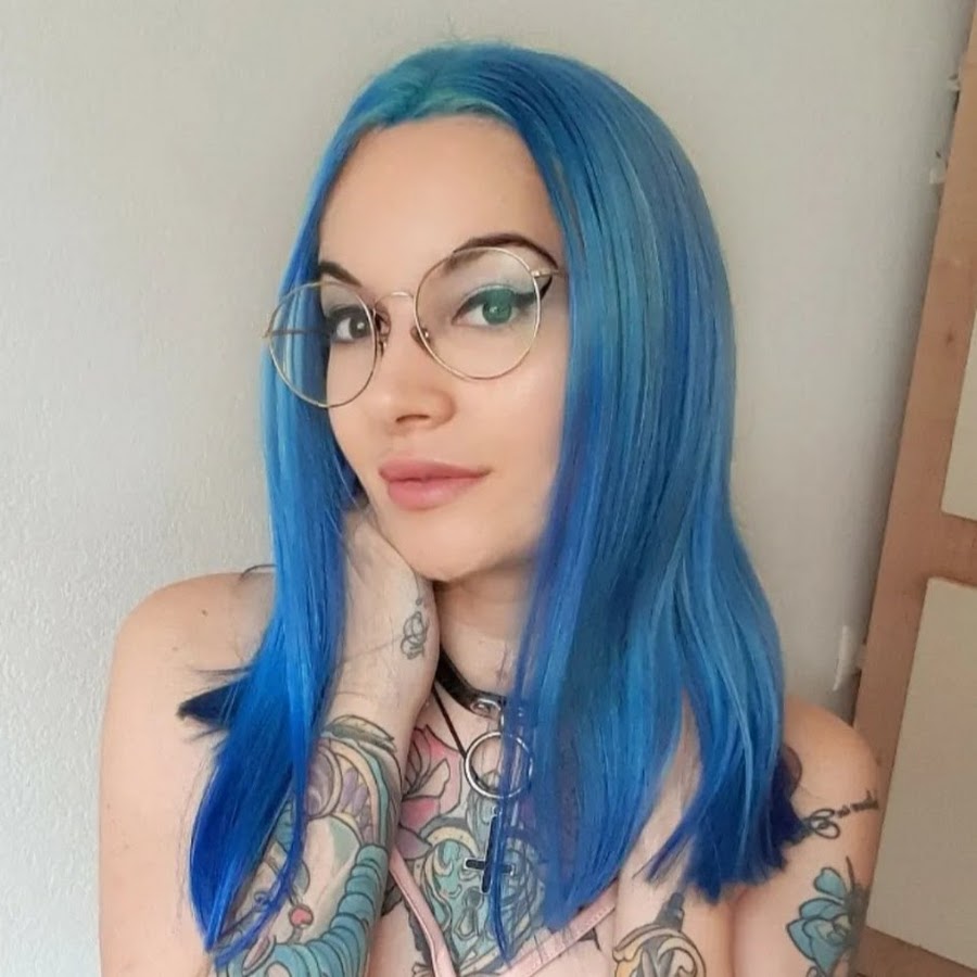 Doncella Suicide Avatar channel YouTube 