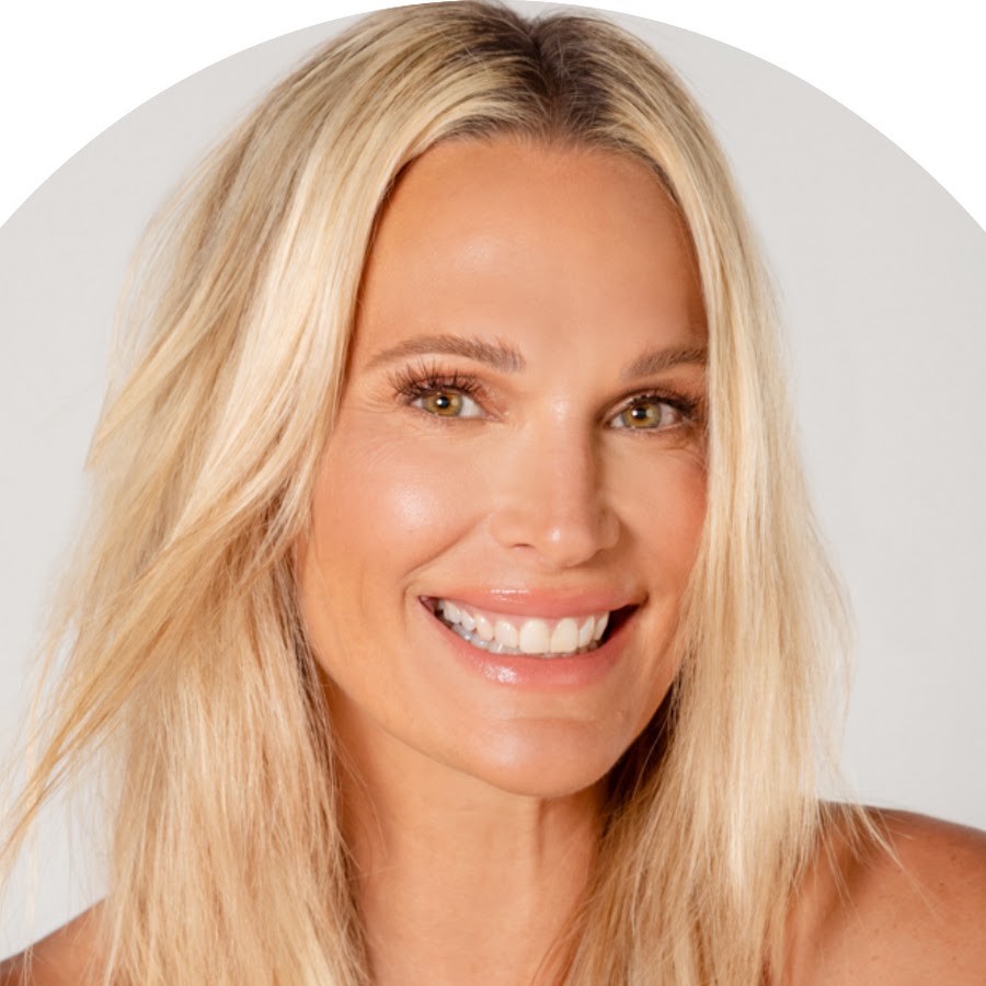 Molly Sims YouTube channel avatar