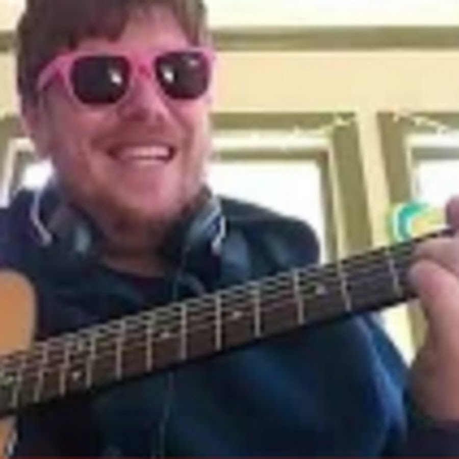 BMartinSounds - Easy Guitar Tutorials यूट्यूब चैनल अवतार