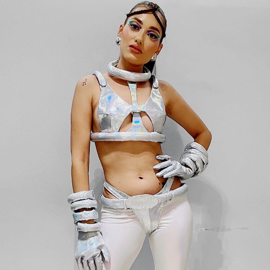 Anitta Cover Oficial YouTube-Kanal-Avatar