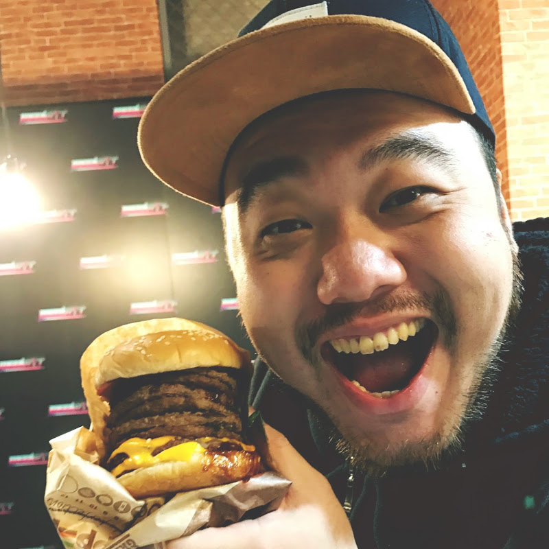 泳裝大魔王 - 網紅的藏寶箱 