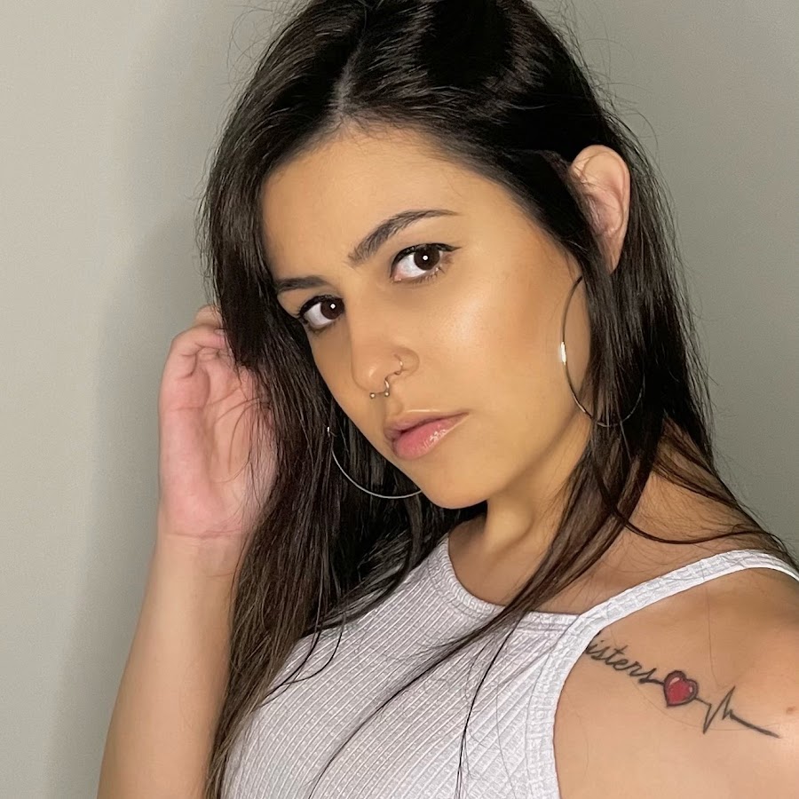 Lara Silveira YouTube kanalı avatarı