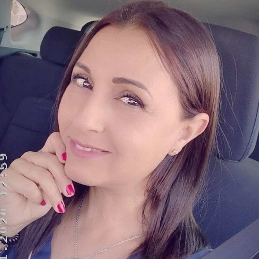 Nataly Suarez YouTube channel avatar