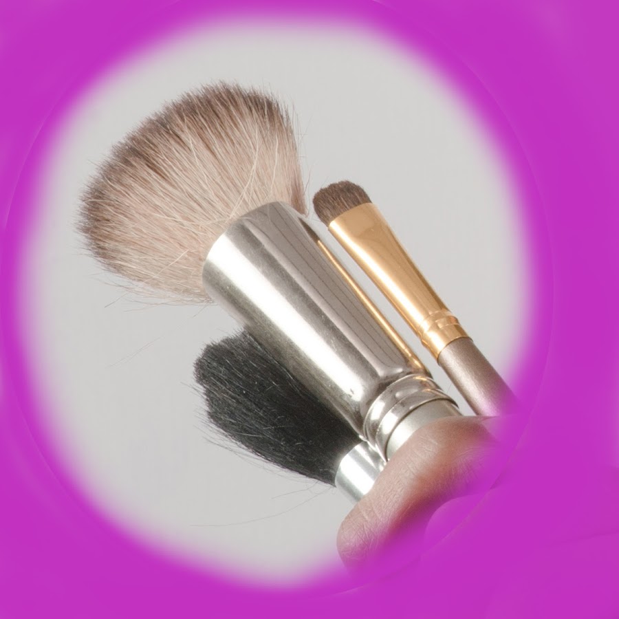 Pink Makeup Studio YouTube channel avatar