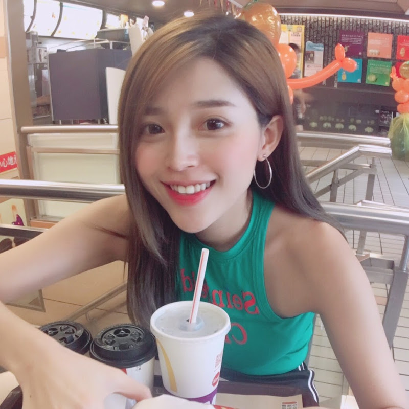 Nini妮妮 - 網紅的藏寶箱 