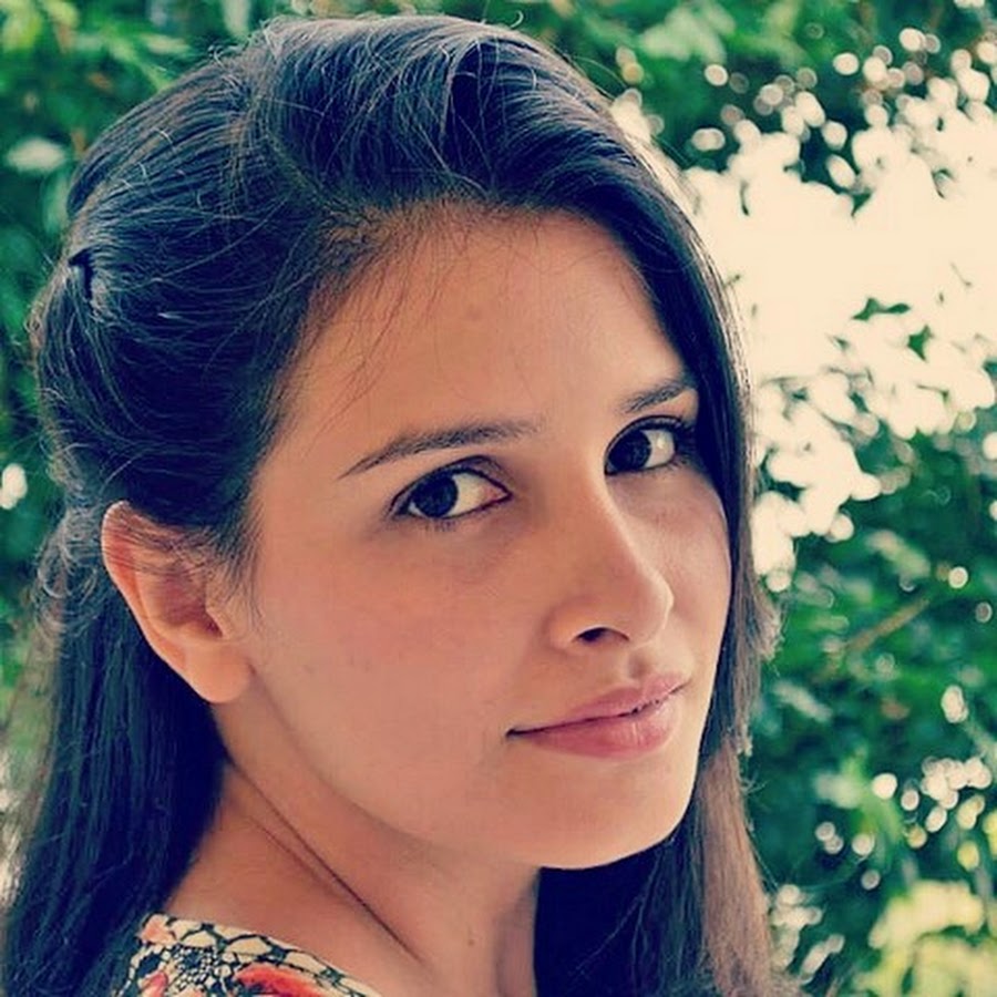 Poliana Ananias YouTube channel avatar