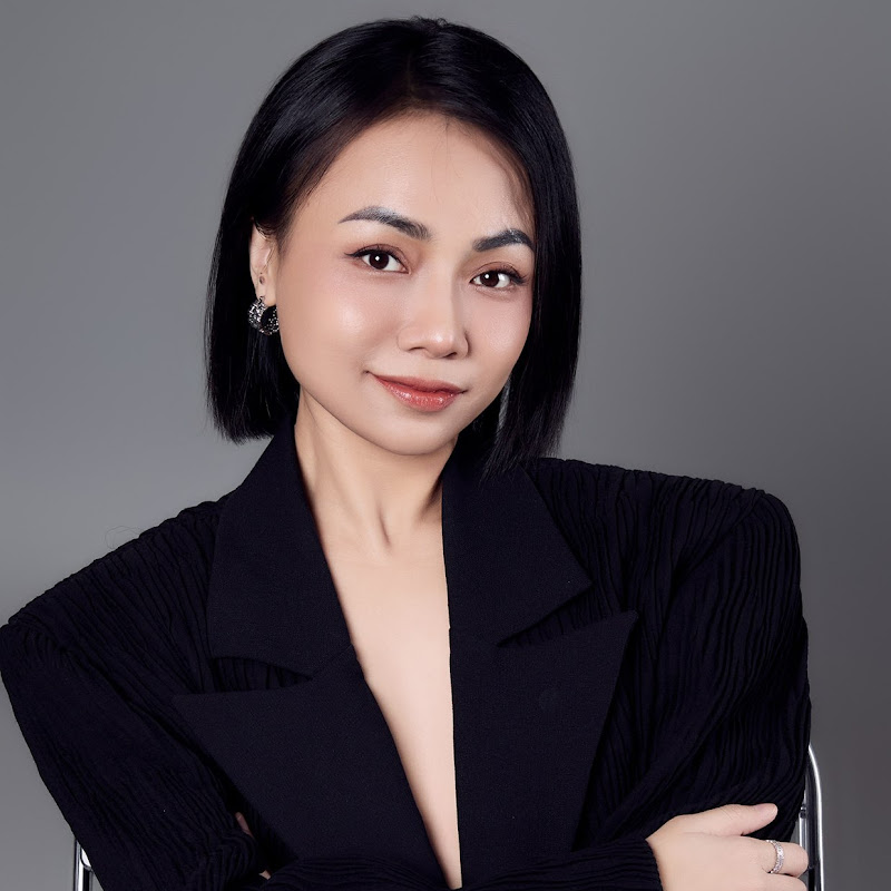 Phương Mèo - 網紅的藏寶箱 