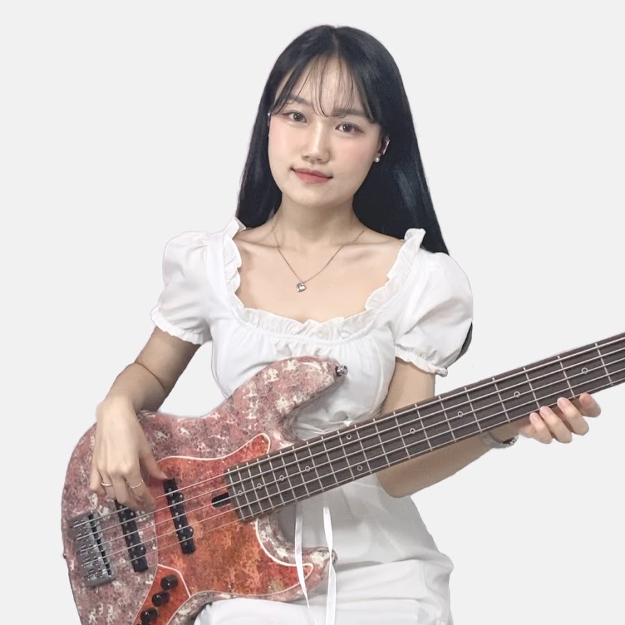 Bass_Kim Ye In YouTube channel avatar