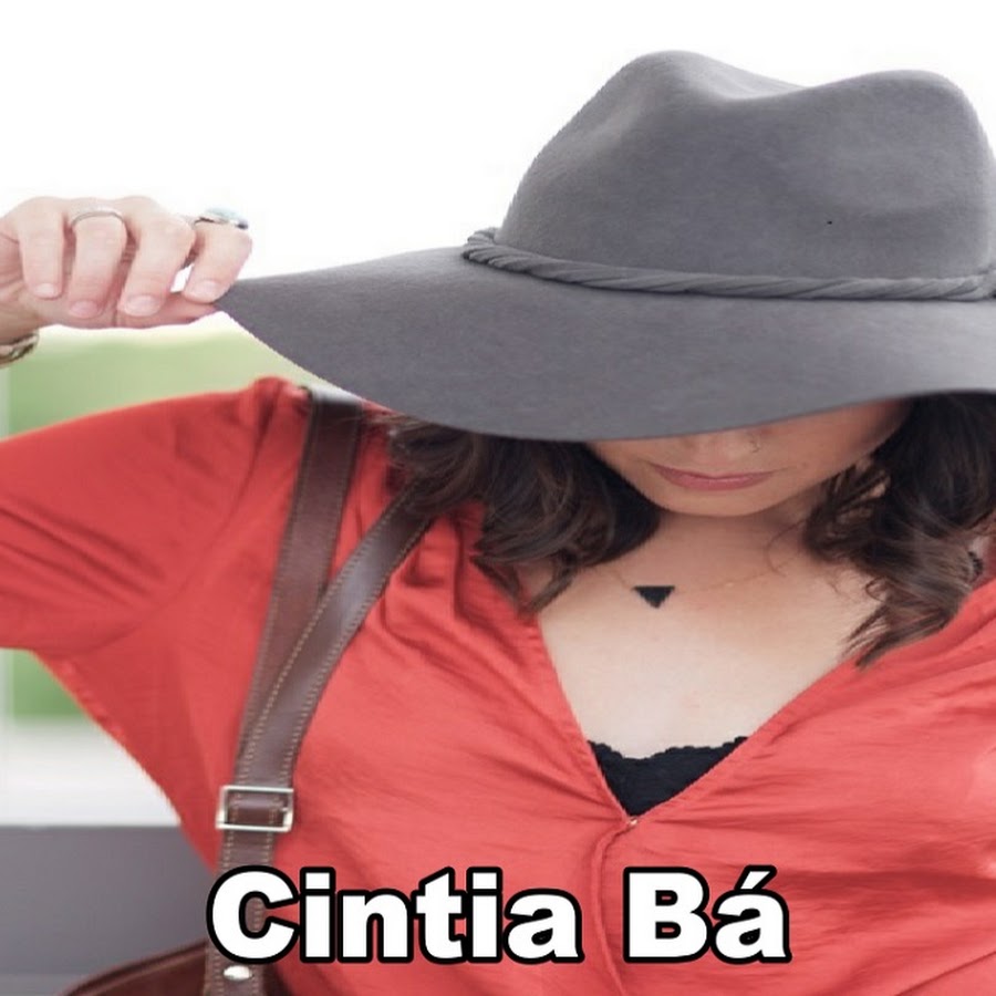 Cintia Bach YouTube channel avatar