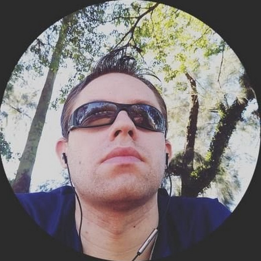 Alexandre Maciel YouTube channel avatar