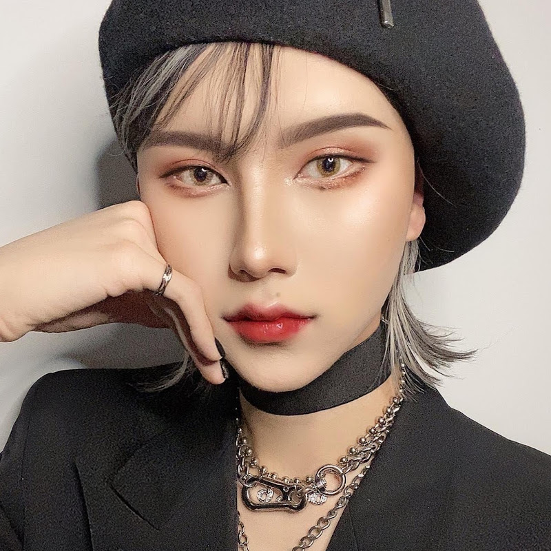 Make up GYUTAE - 網紅的藏寶箱 