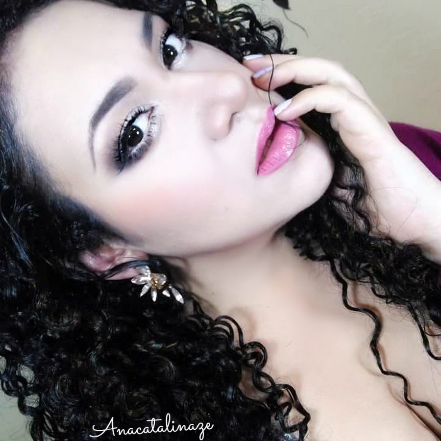 Ana Catalina YouTube channel avatar
