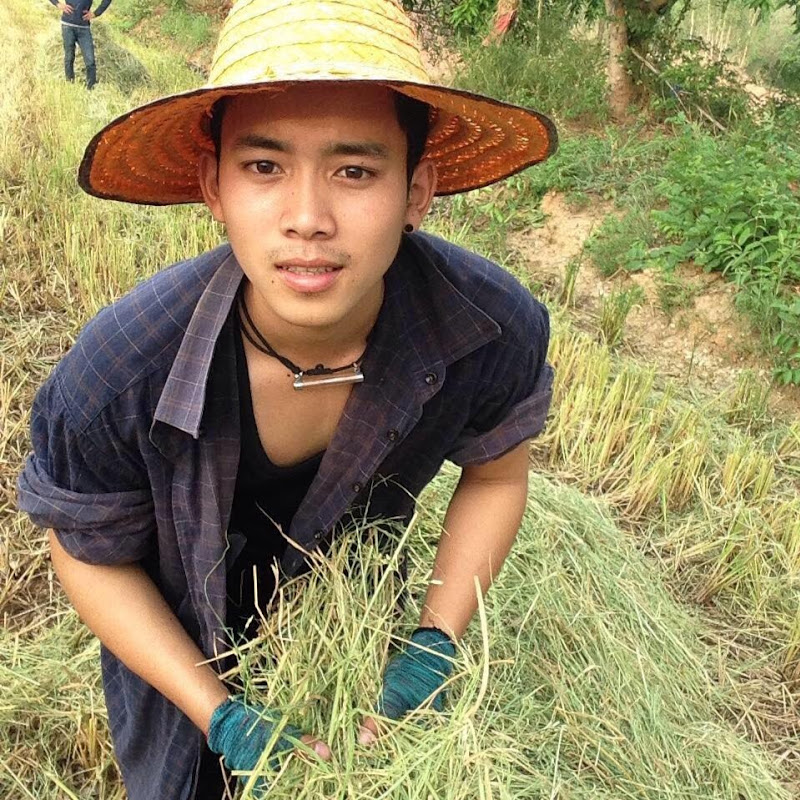 เน็ตไอดอลบ้านนา ซุปตาร์เดินดิน - 網紅的藏寶箱 