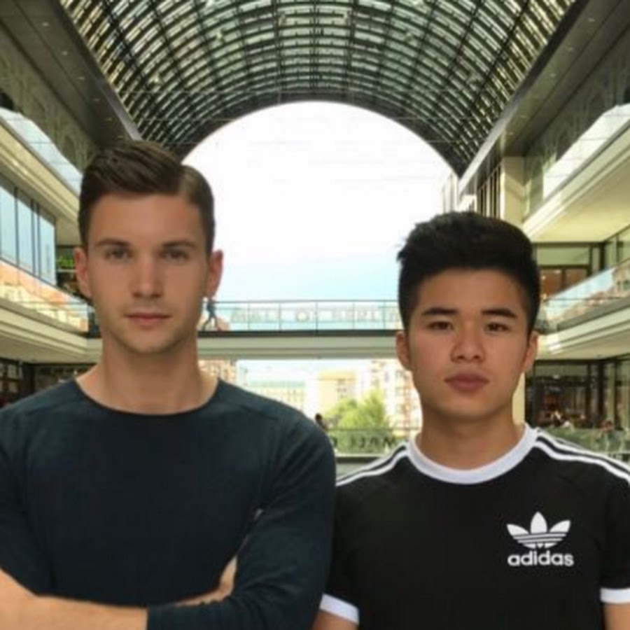 Quang & Paul YouTube channel avatar