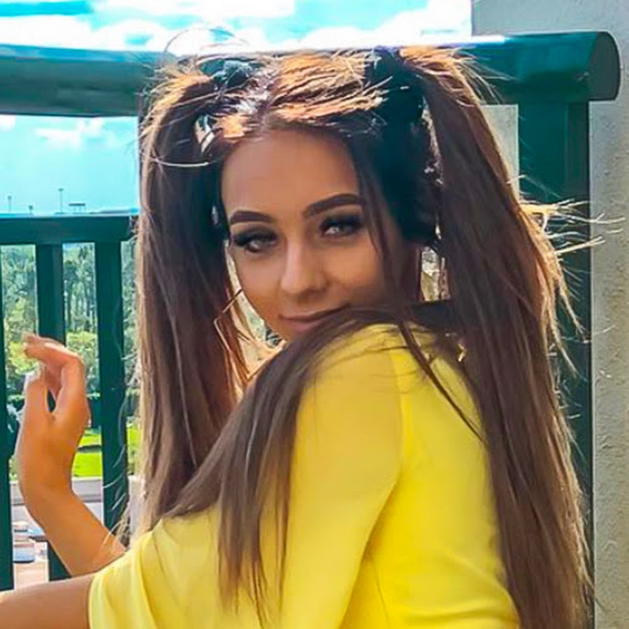 Christina Kayy Youtube