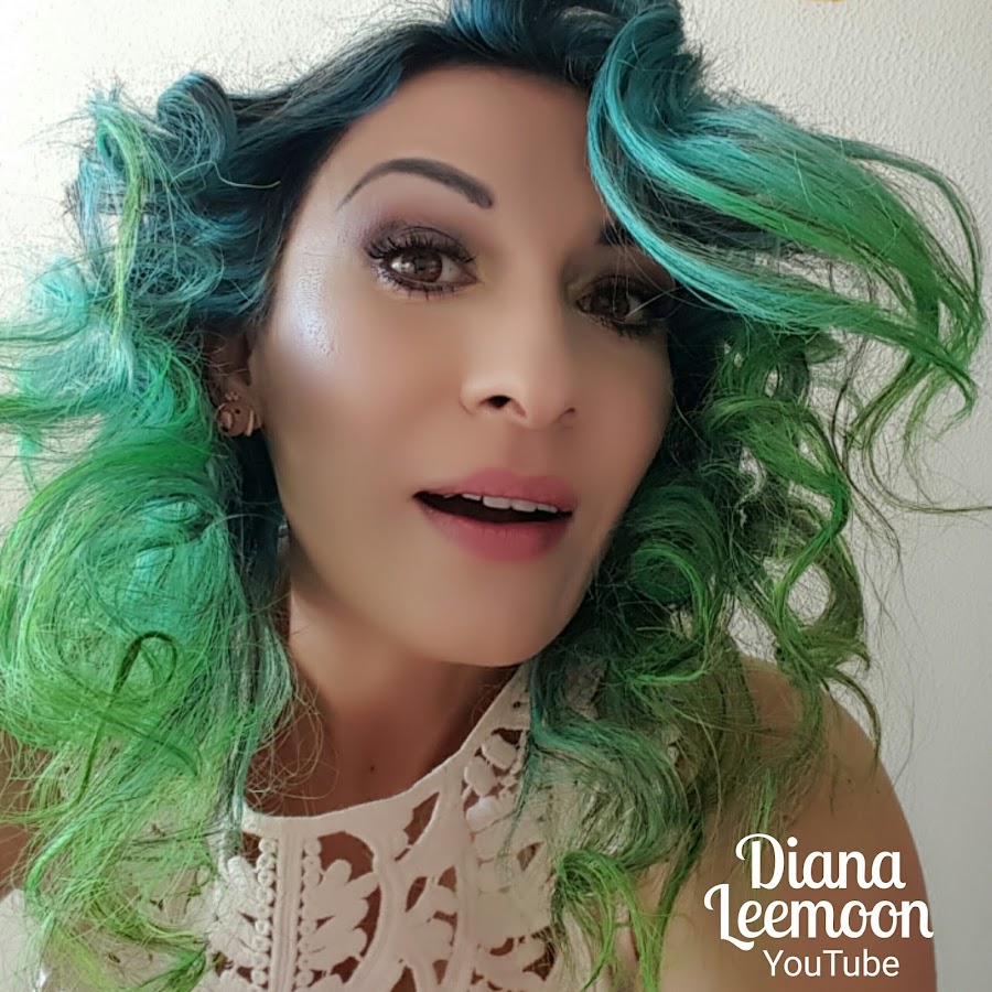 Diana Leemoon YouTube channel avatar