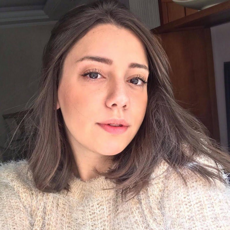 Gabrielle LÃºcio YouTube channel avatar