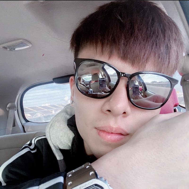 阿良XiaoLiang - 網紅的藏寶箱 