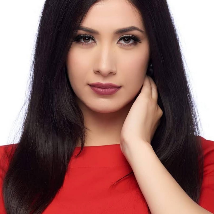 Farah Yasmine YouTube channel avatar