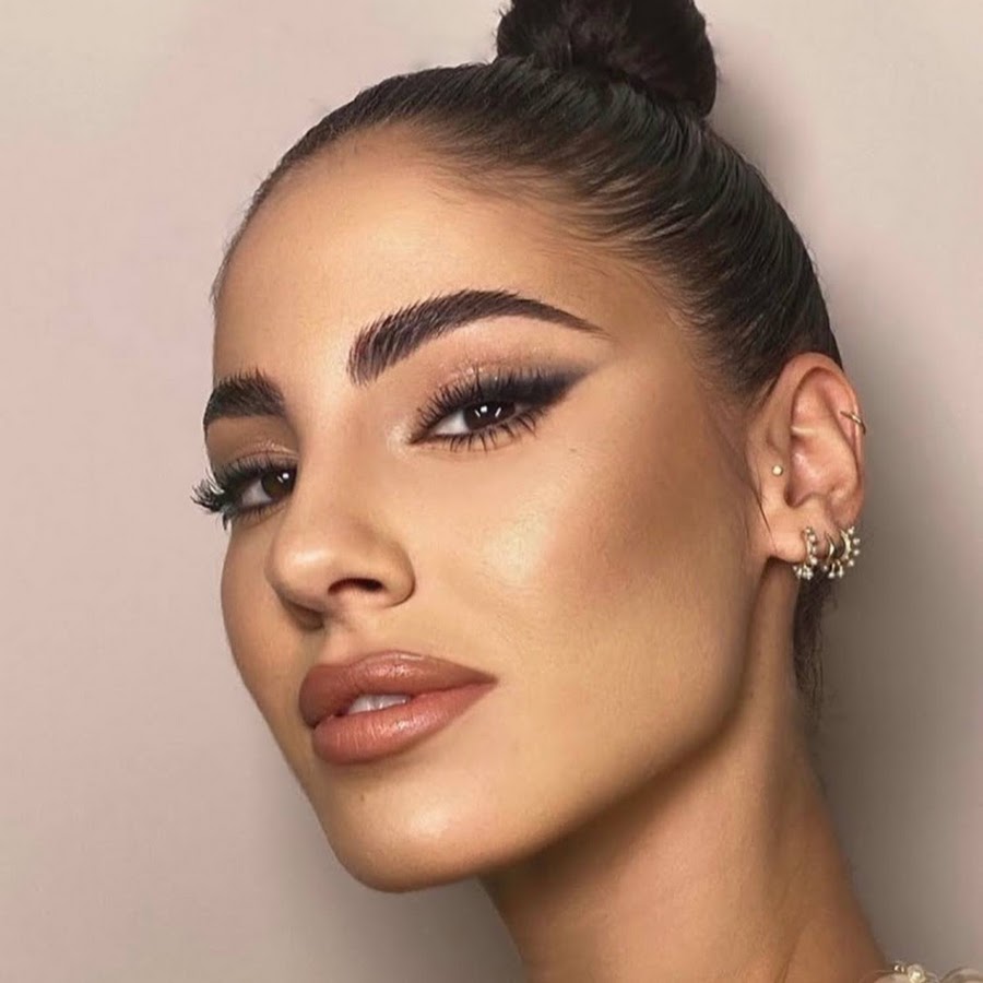 Giulia De Lellis رمز قناة اليوتيوب