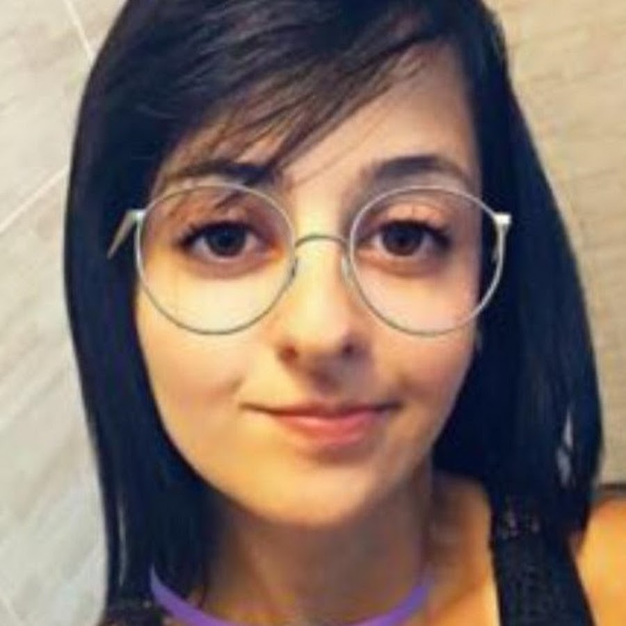 Larissa Rocha YouTube kanalı avatarı