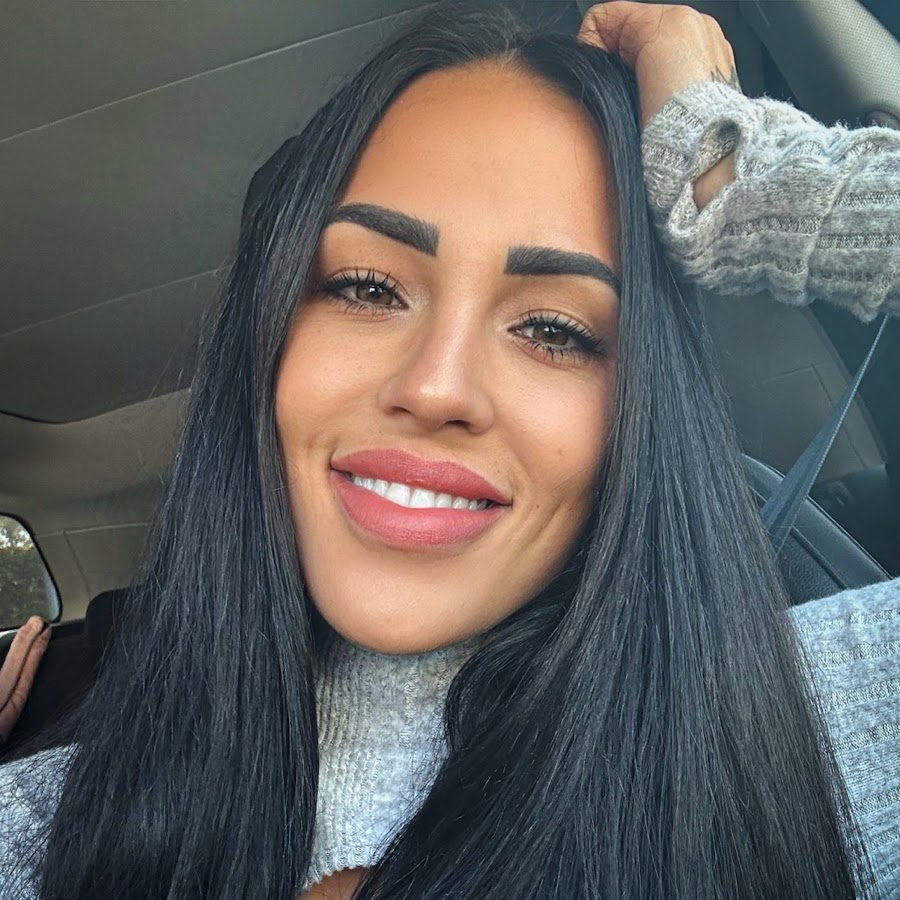 Elena Miras رمز قناة اليوتيوب