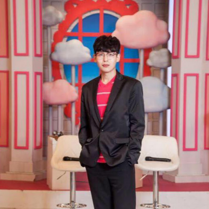 我是姜勳,不是美動 - 網紅的藏寶箱 