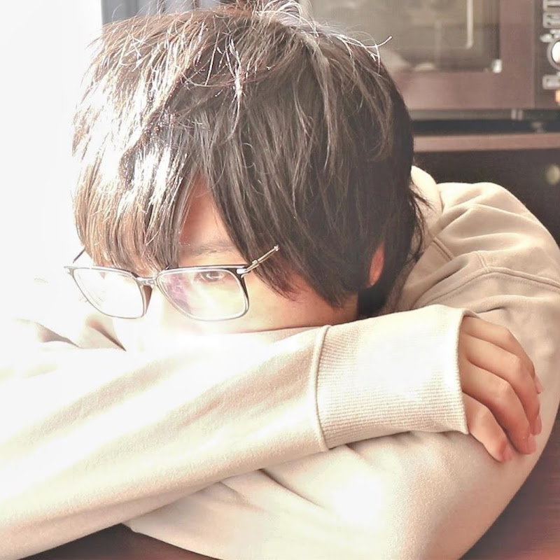 yuki cramped room - 網紅的藏寶箱 