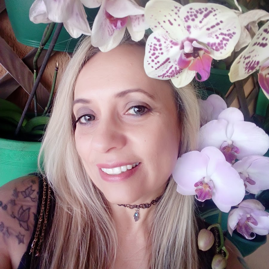 Lucilara Raposo YouTube channel avatar