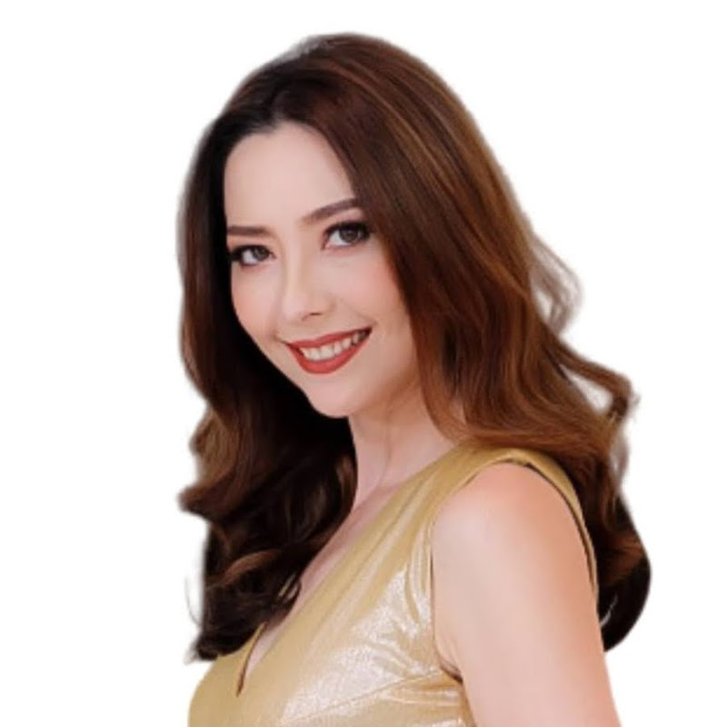 Liza Sadler - 網紅的藏寶箱 