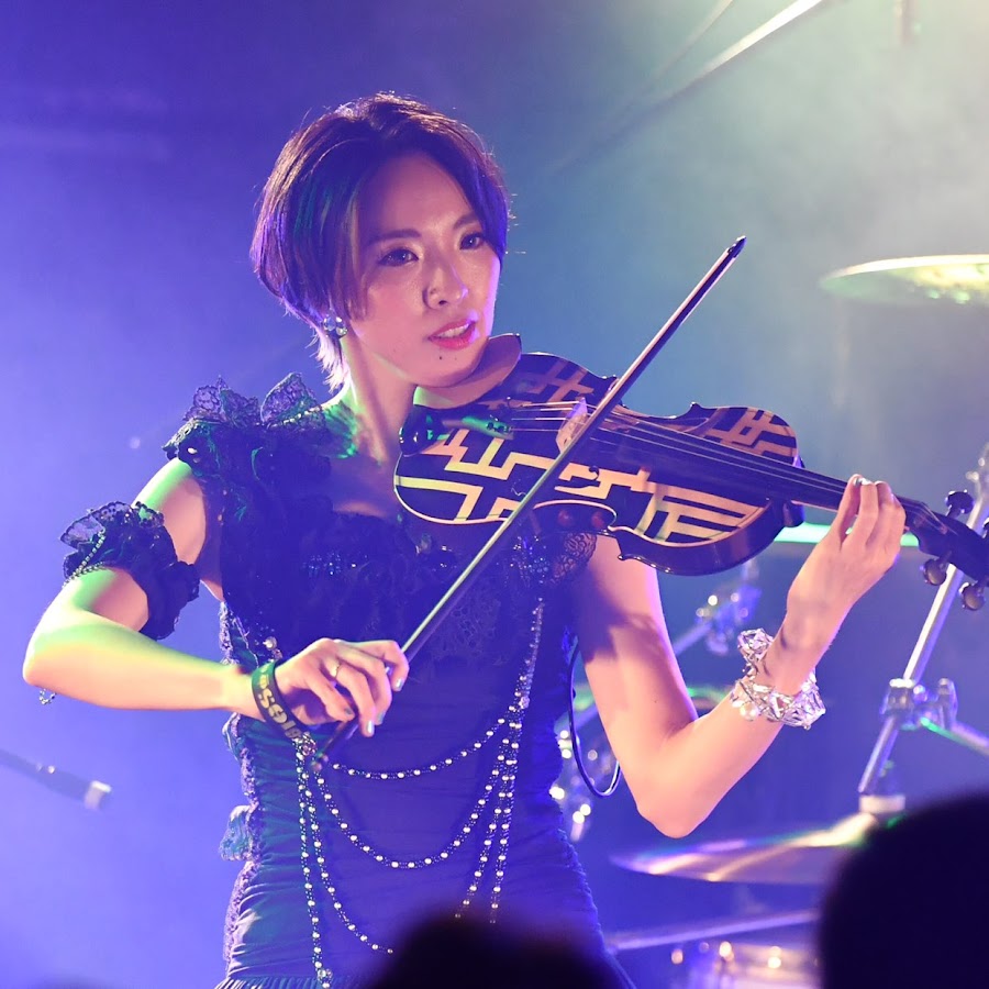 Violinist Kay Suzuki
