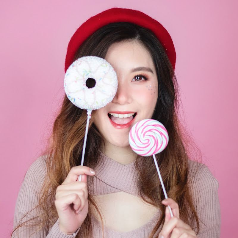 Share with Anny - 網紅的藏寶箱 