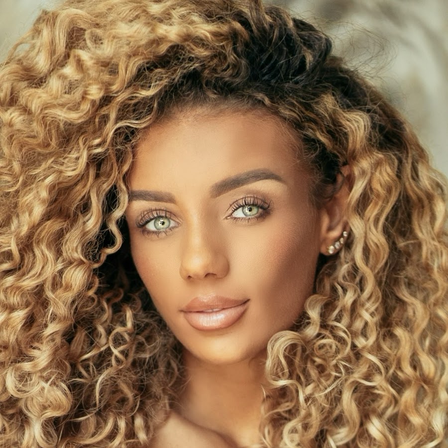 Jena Frumes यूट्यूब चैनल अवतार