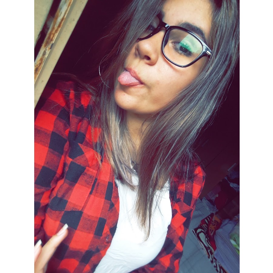 Ana Carolina YouTube channel avatar