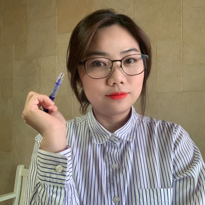 Học Tiếng Hàn với Châu Thùy Trang - 網紅的藏寶箱 