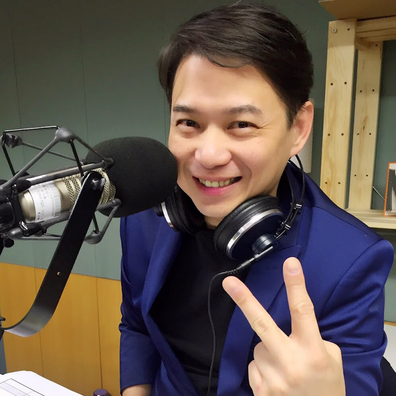 Shuen-wen Tung - 網紅的藏寶箱 