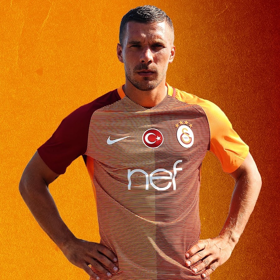 Lukas Podolski رمز قناة اليوتيوب