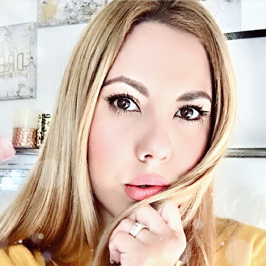 Stephievlog YouTube channel avatar