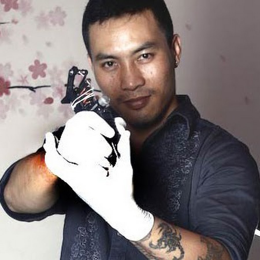 Trung Tadashi YouTube channel avatar