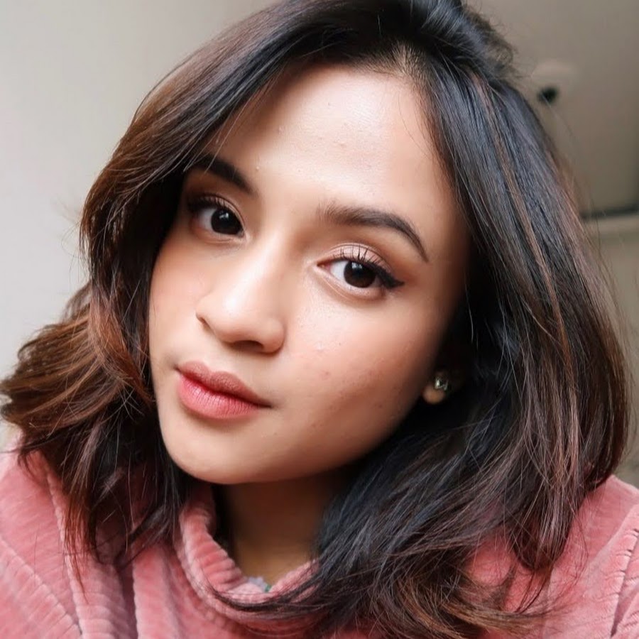 Amanda Shafira YouTube channel avatar