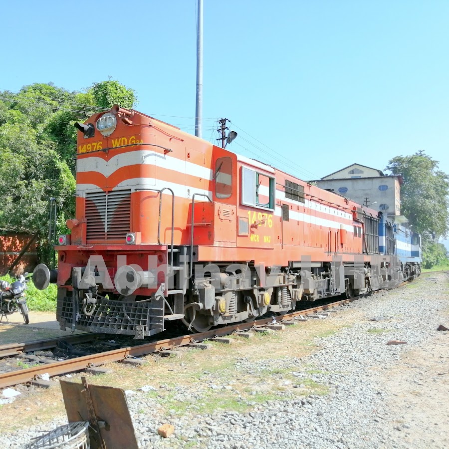 Abhinav LHB यूट्यूब चैनल अवतार