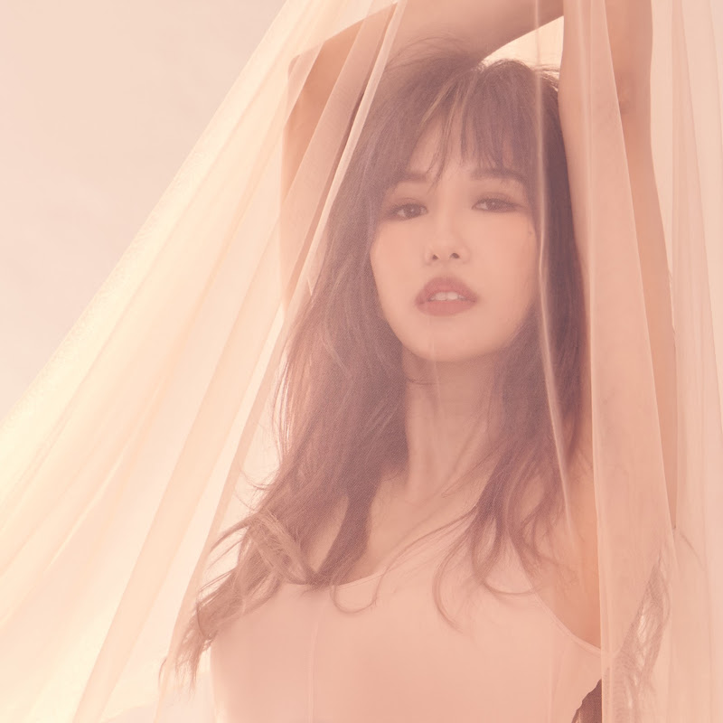 Kelly 潘嘉麗 Official - 網紅的藏寶箱 