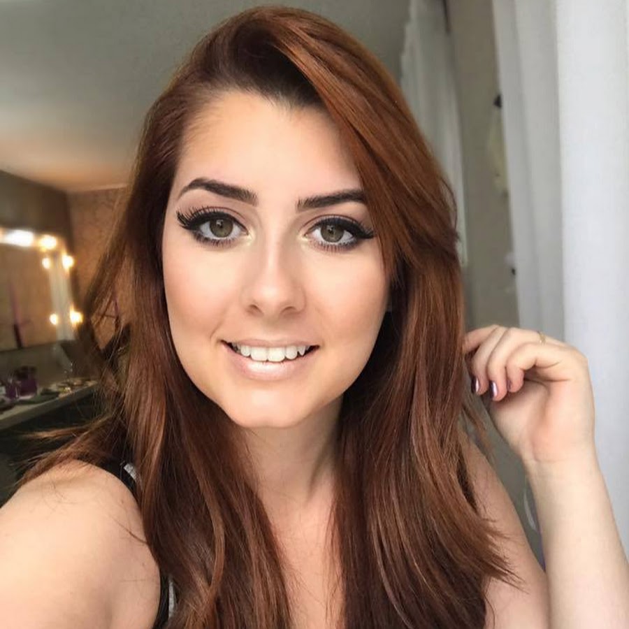 Maquiadora de Sucesso YouTube channel avatar