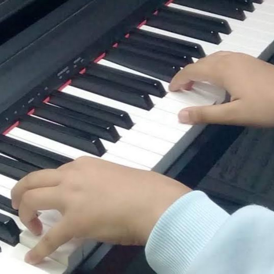 Little fingers on Keyboard - Harshvi