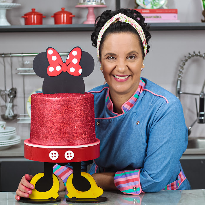 Chef Léo Oliveira Net Worth & Earnings (2025)