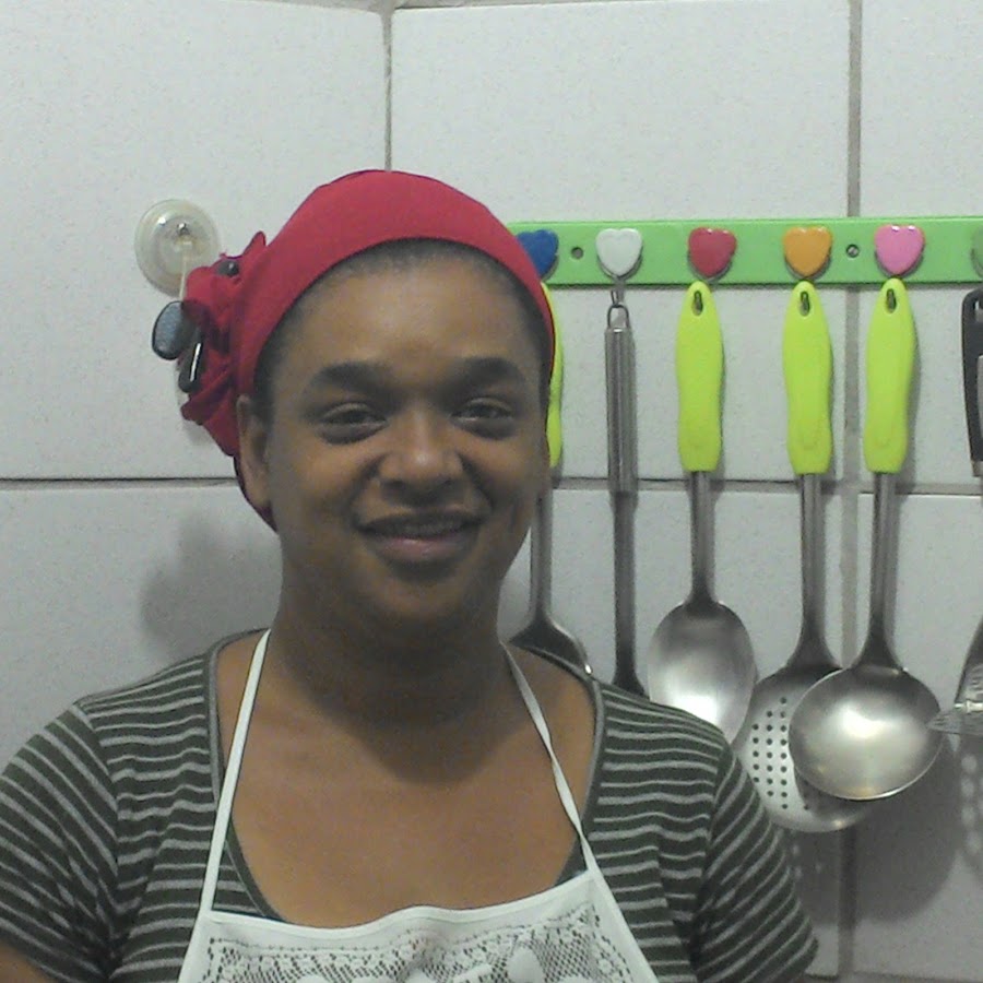 Cozinhando com a BIBI YouTube channel avatar