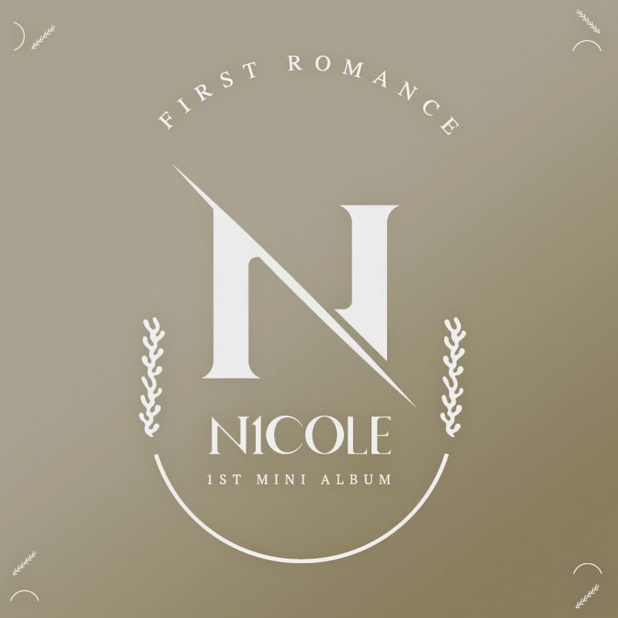 Nicole (ë‹ˆì½œ) YouTube channel avatar