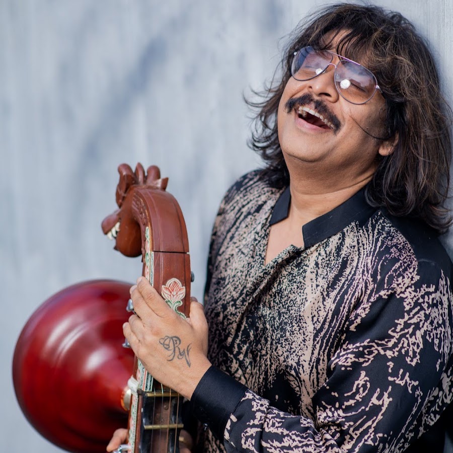 Rajhesh Vaidhya यूट्यूब चैनल अवतार