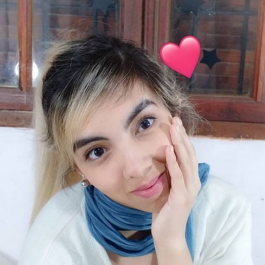 Camii Nieva DIY YouTube kanalı avatarı