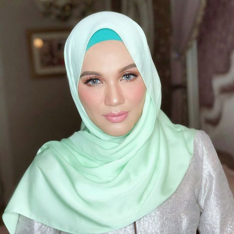 Nur Shahida Mohd Rashid - 網紅的藏寶箱 